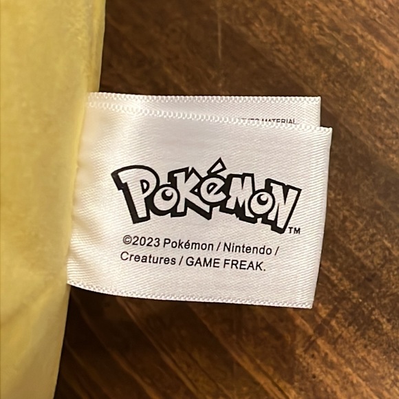 NWT Pokémon Pikachu 24 Inch Plush - Picture 9 of 11
